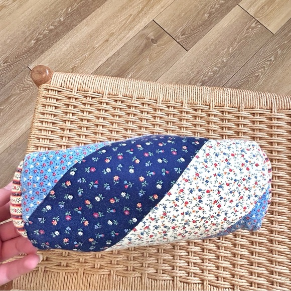 Vintage Cotton Quilted Makeup/Travel Bag | Patchwork Floral - Picture 3 of 7